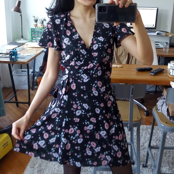 h&m black floral dress H&M CONSCIOUS EXCLUSIVE PATTERNED FLORAL SILK DRESS LADIES –  Afashionistastore